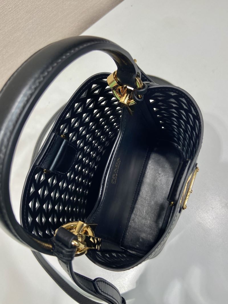 Pra*a bucket bags